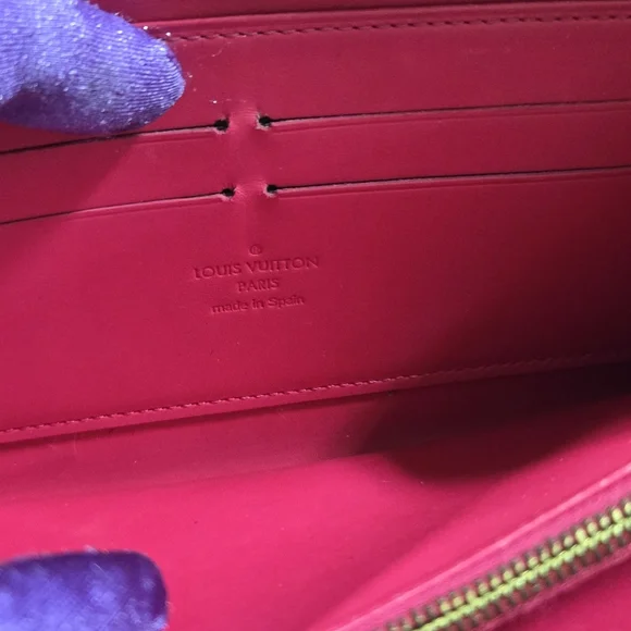 Louis Vuitton IKat Monogram Limited Edition Vernis Long Wallet - Picture 11 of 16